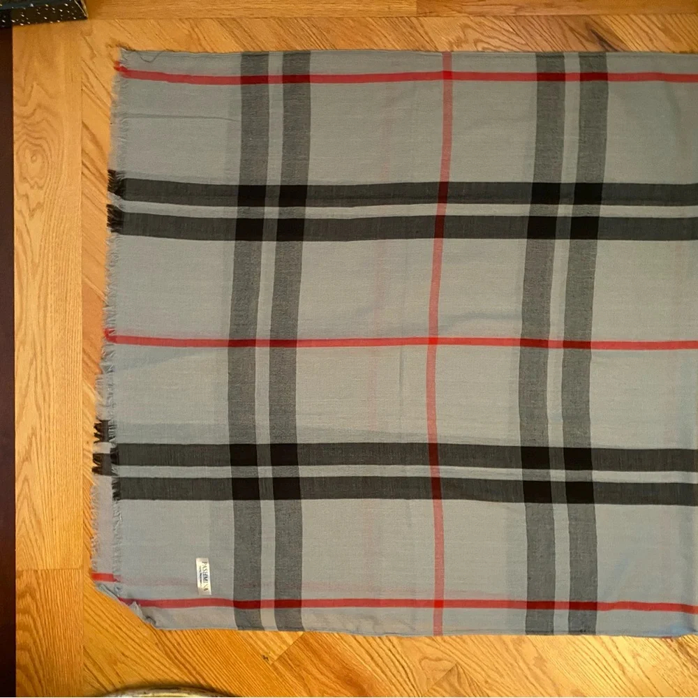 Men’s large scarf